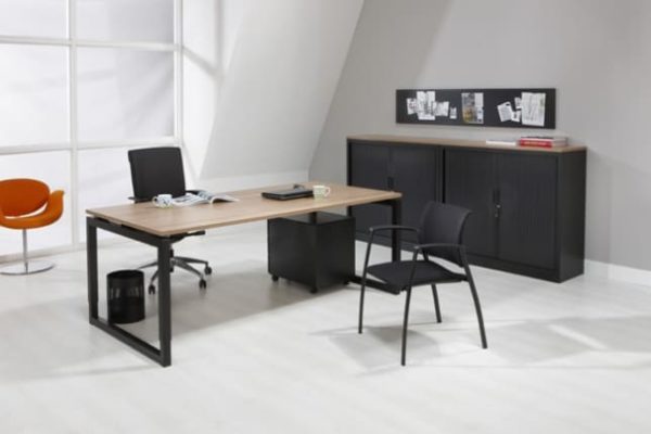 4-leg desk conference table Cube 200x100cm